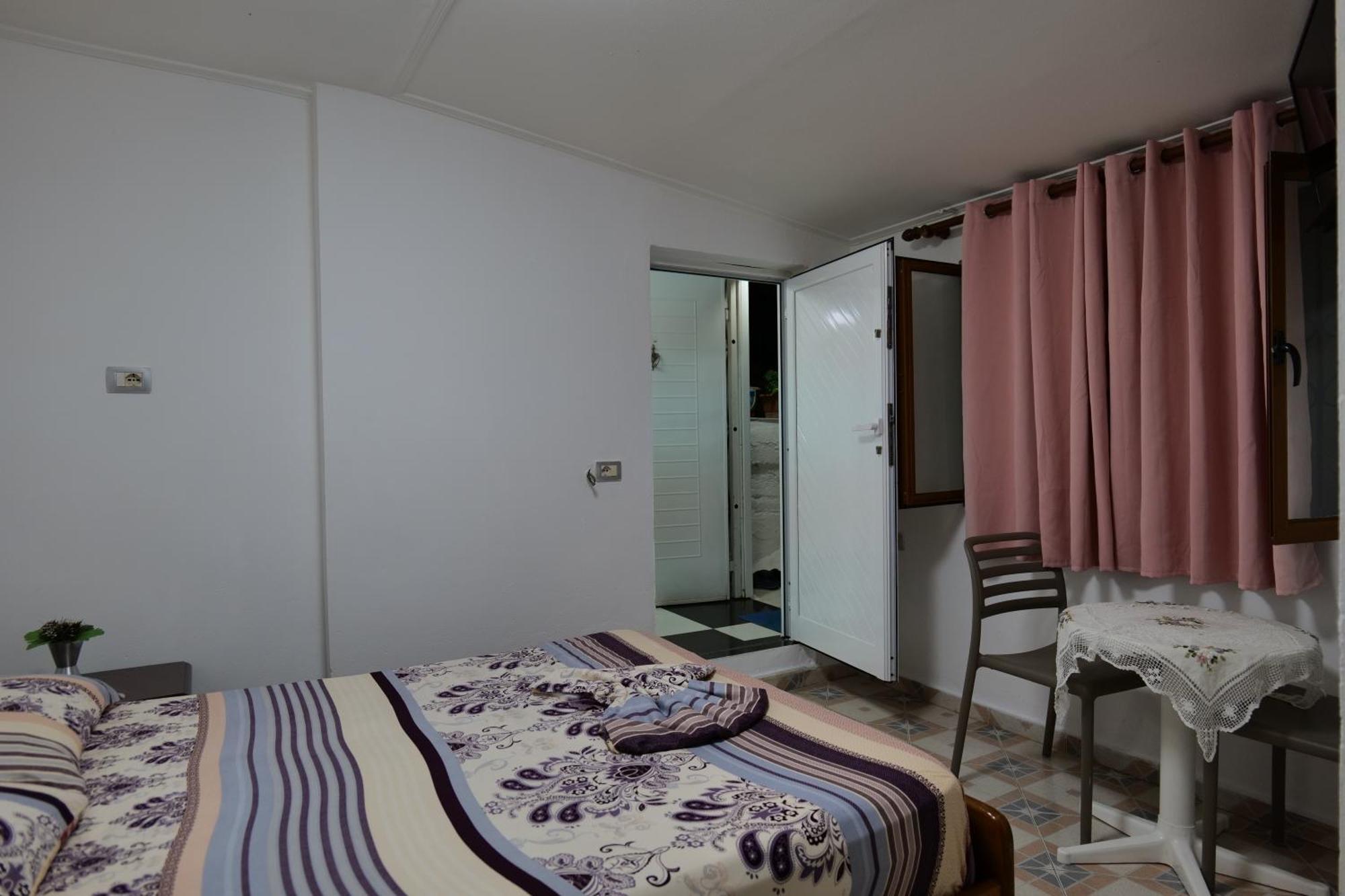 Hermes Elite Apartments ساراندا المظهر الخارجي الصورة