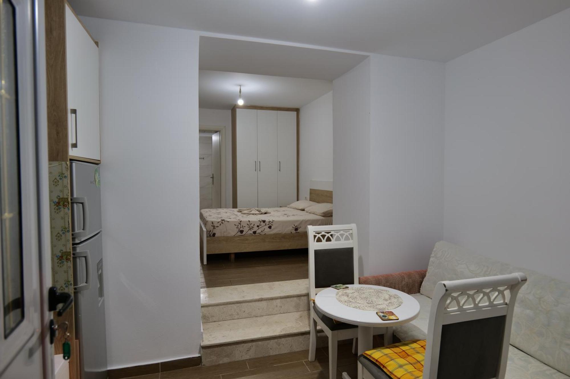 Hermes Elite Apartments ساراندا المظهر الخارجي الصورة